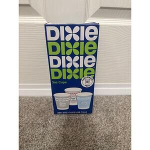 Dixie 3oz Throwback Paper Cups 158 Count Vintage Design Open Box